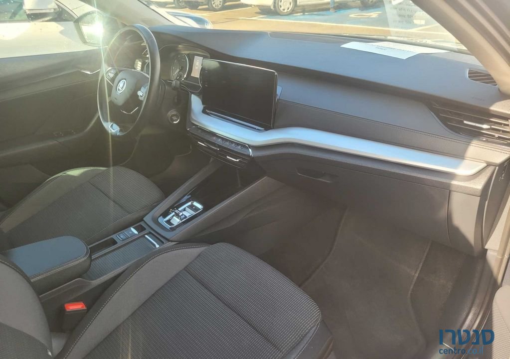 2021' Skoda Octavia סקודה אוקטביה photo #5