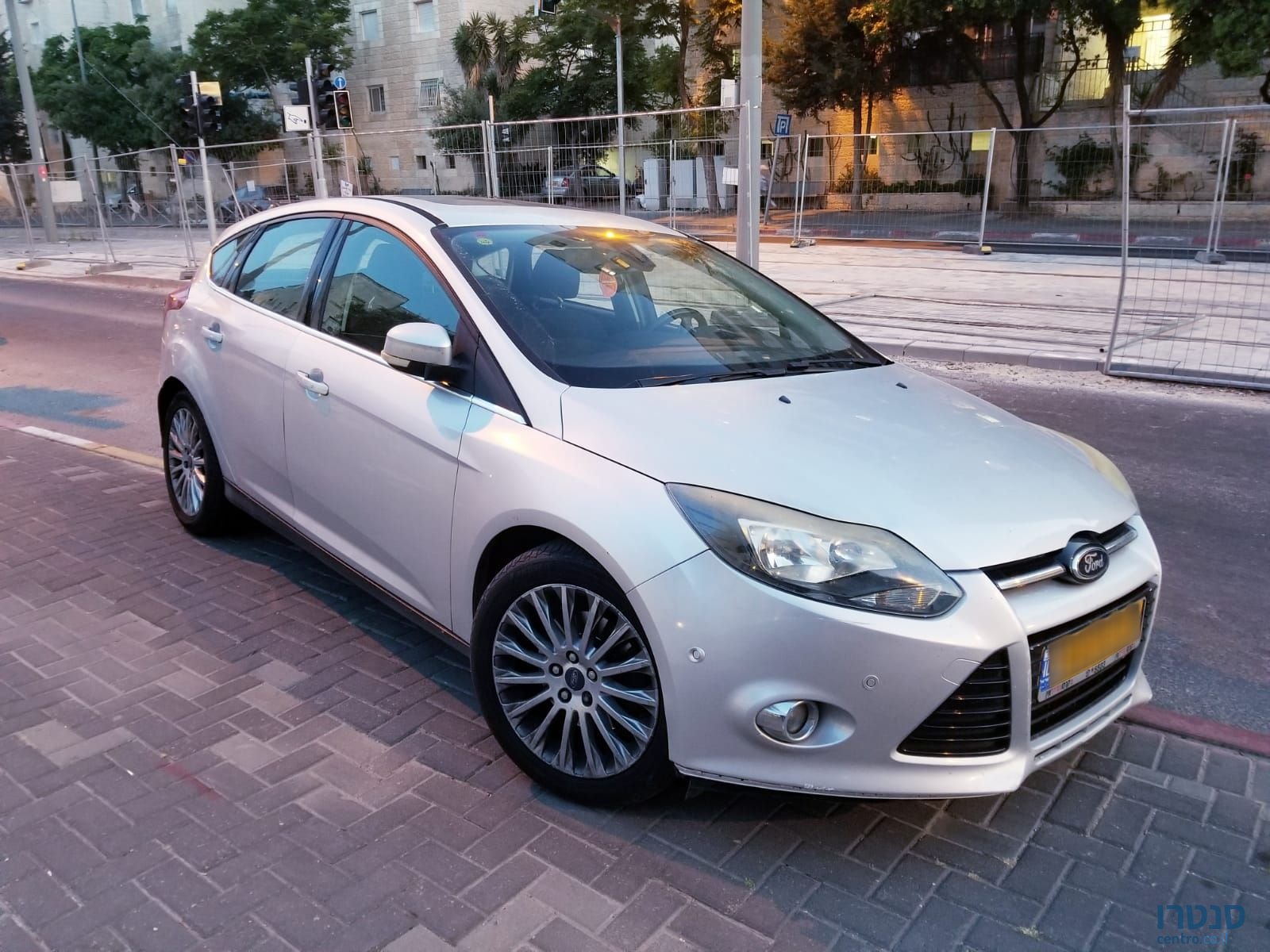 2012' Ford Focus פורד פוקוס photo #2