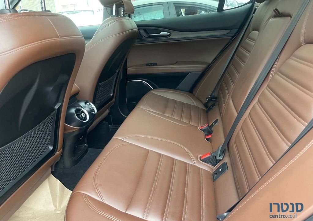 2018' Alfa Romeo Stelvio אלפא רומיאו סטלויו photo #3