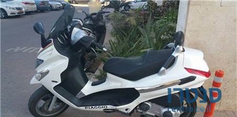 2013' Piaggio XEvo photo #2