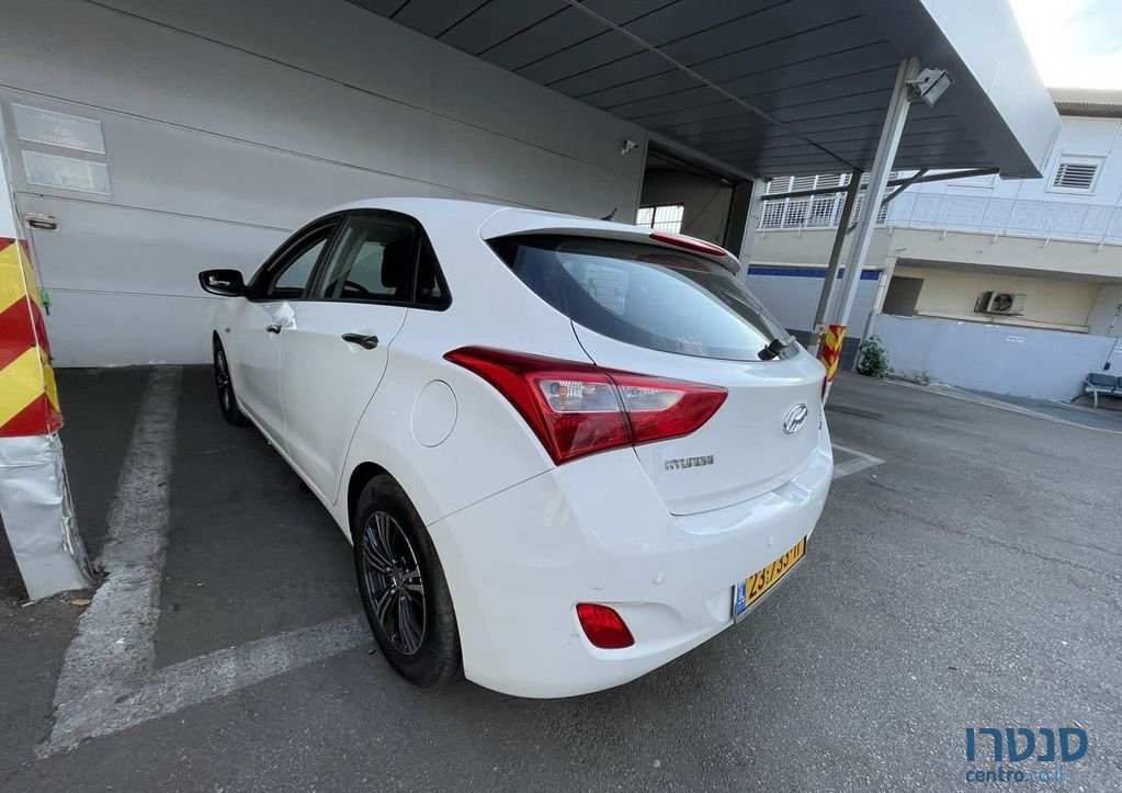 2013' Hyundai i30 יונדאי photo #6