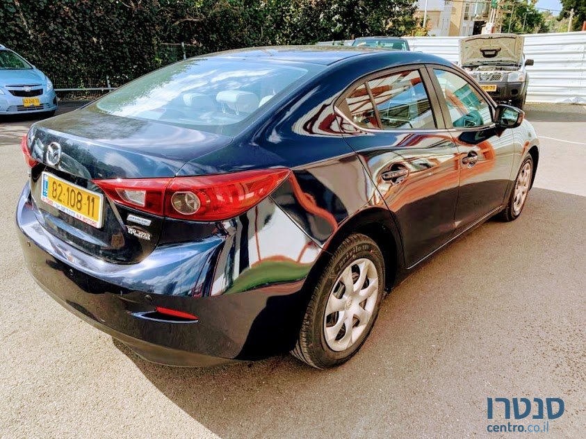 2014' Mazda 3 photo #2