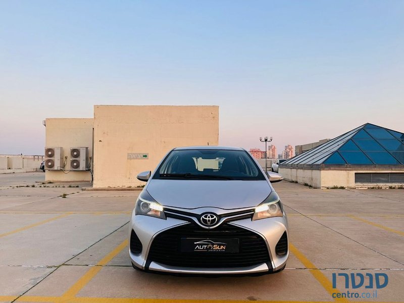 2015' Toyota Yaris טויוטה יאריס photo #4