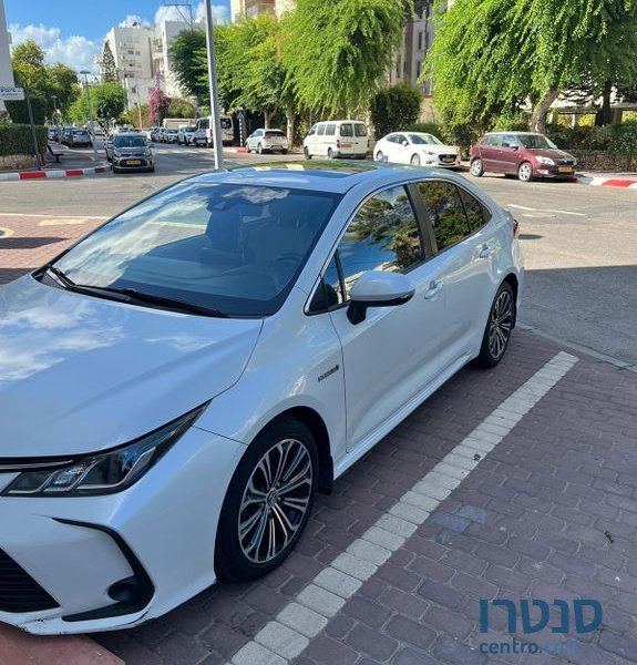 2019' Toyota Corolla טויוטה קורולה photo #3