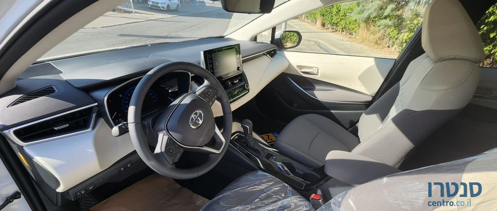 2022' Toyota Corolla טויוטה קורולה photo #3