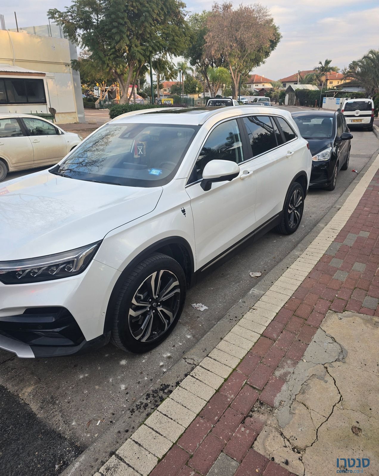 2023' Skywell ET5 סקייוול photo #3