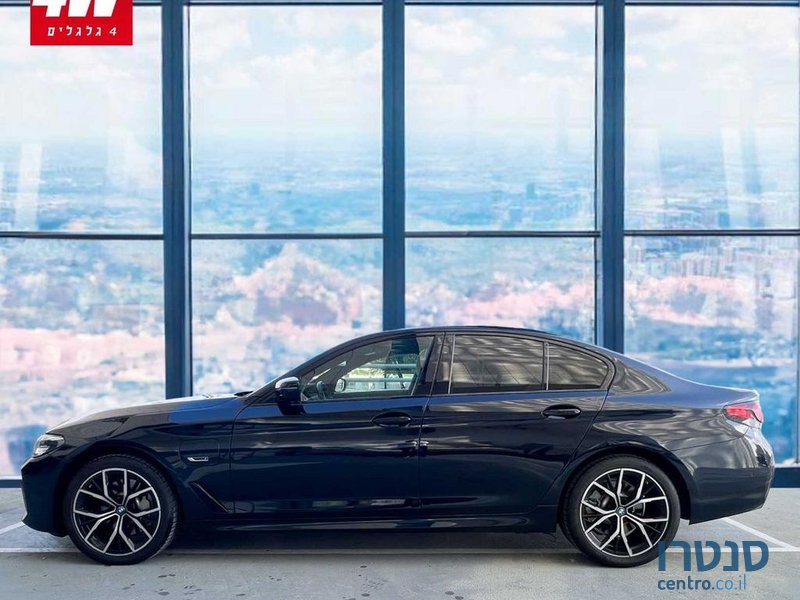 2024' BMW 5 Series ב.מ.וו סדרה 5 photo #3