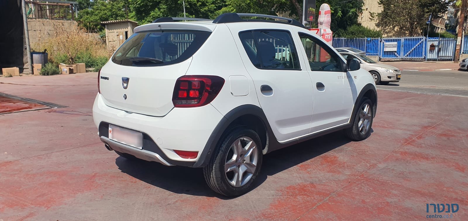 2018' Dacia Sandero Stepway photo #6