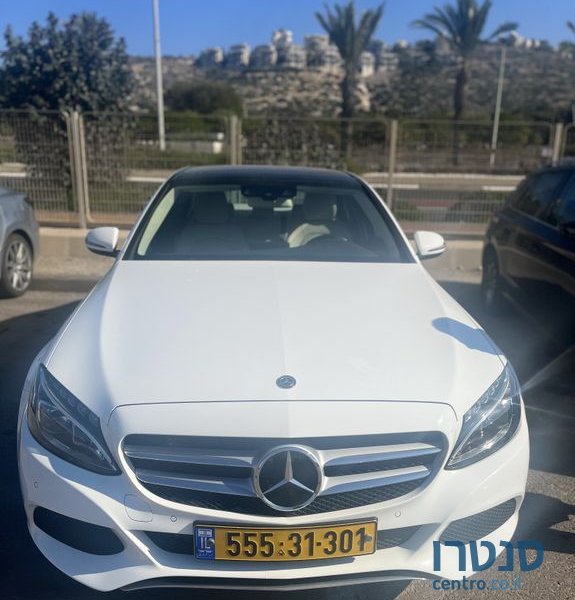 2018' Mercedes-Benz C-Class מרצדס photo #2