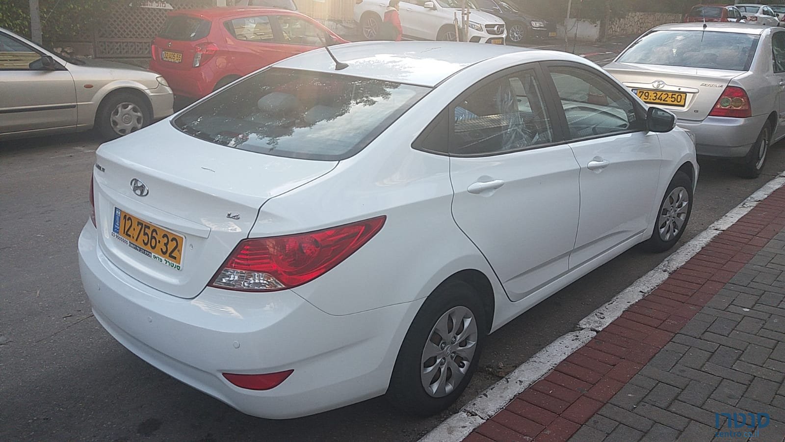 2016' Hyundai i35 photo #2