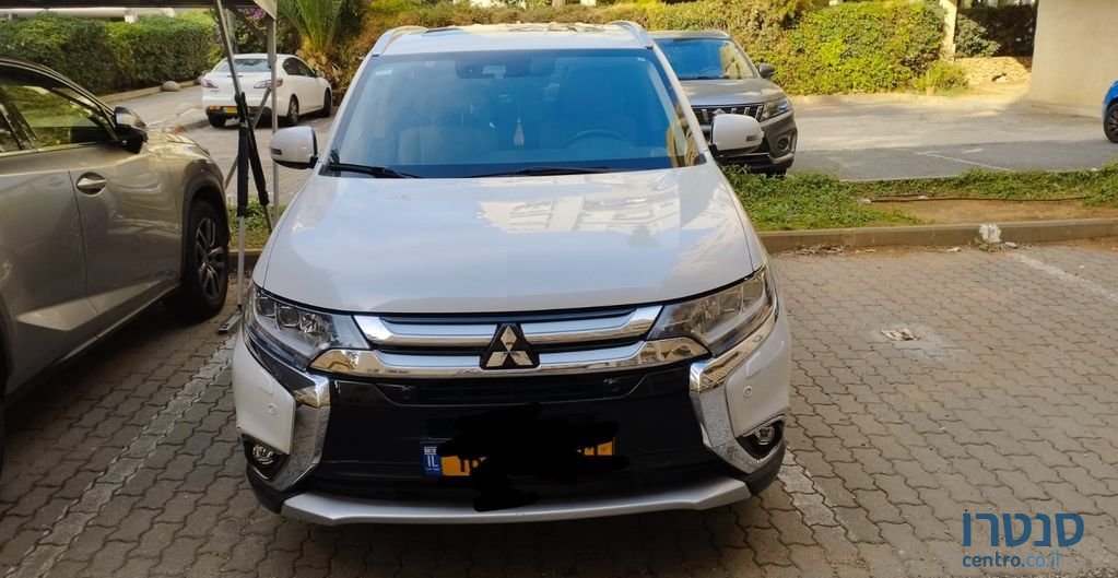 2018' Mitsubishi Outlander מיצובישי אאוטלנדר photo #2