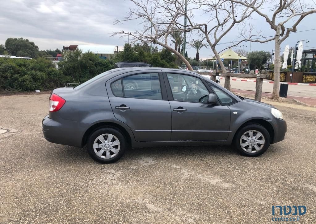 2010' Suzuki SX4 סוזוקי photo #2