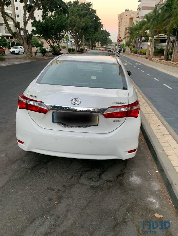 2015' Toyota Corolla טויוטה קורולה photo #3
