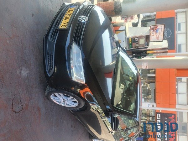 2012' Volkswagen Jetta photo #1