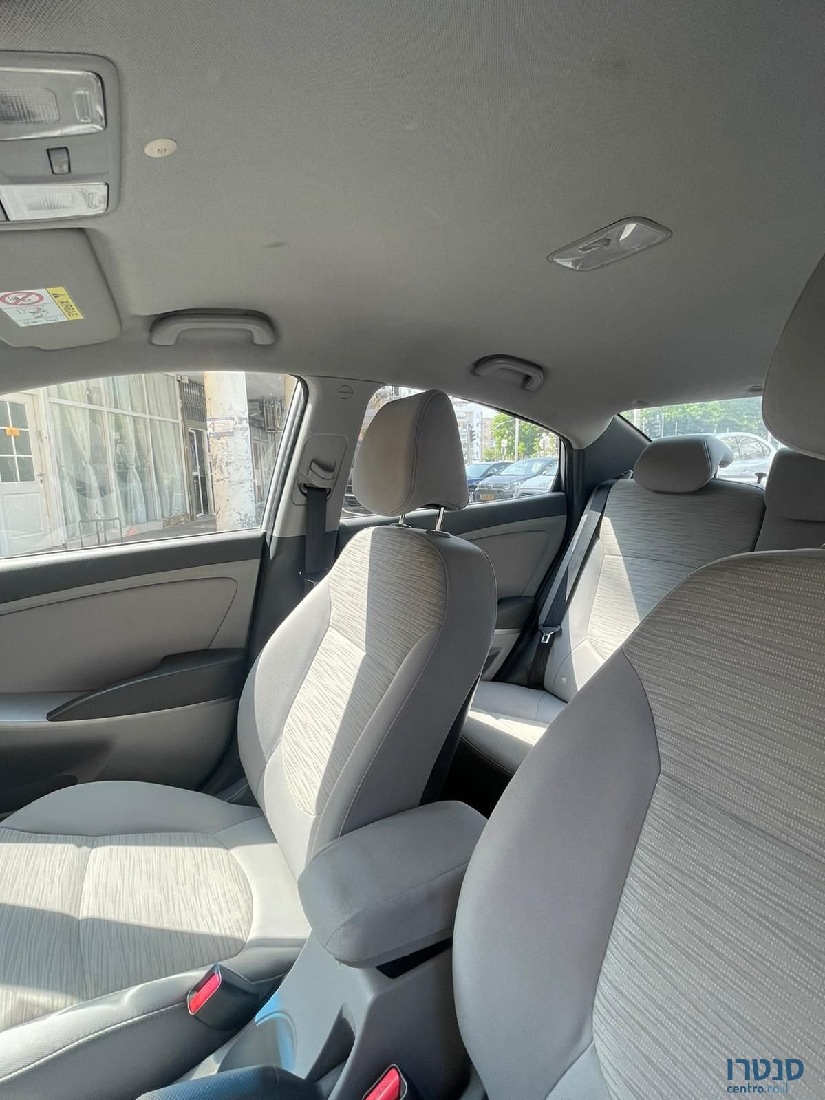 2016' Hyundai i25 יונדאי photo #4