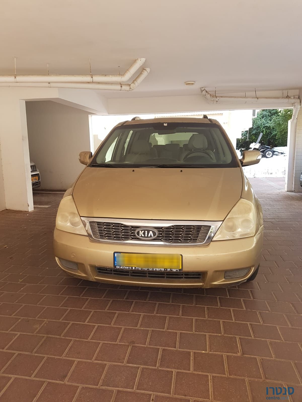 2010' Kia Carnival קיה קרניבל photo #1