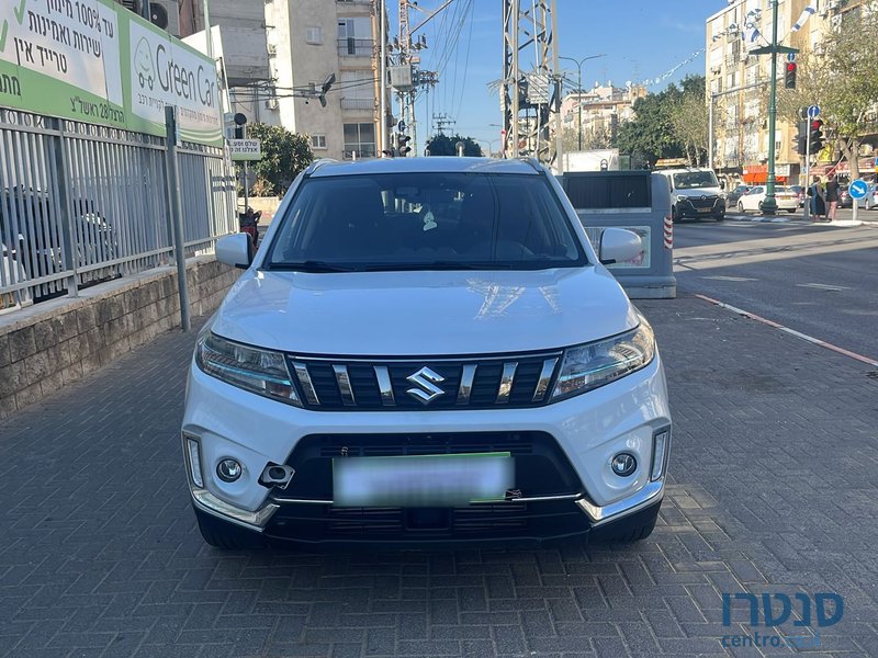 2021' Suzuki SX4 photo #1