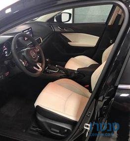 2017' Mazda 3 מאזדה 3 ספיריט photo #3