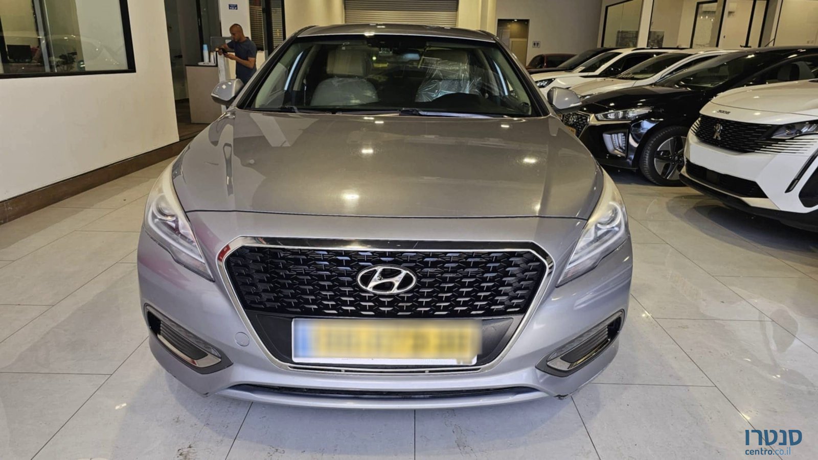 2016' Hyundai Sonata photo #1