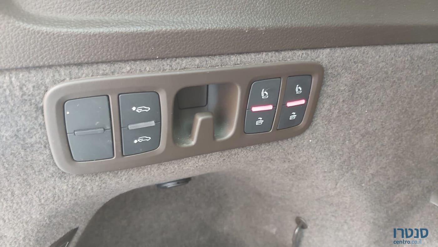 2017' Audi Q7 photo #4