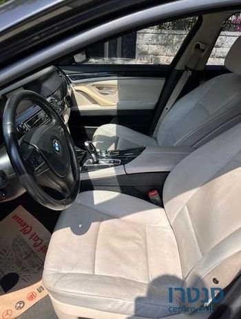 2012' BMW 5 Series ב.מ.וו סדרה 5 photo #2
