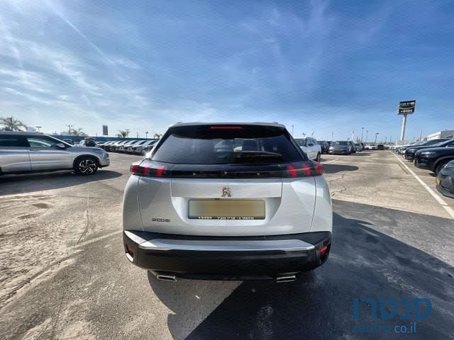 2020' Peugeot 2008 פיג'ו photo #2