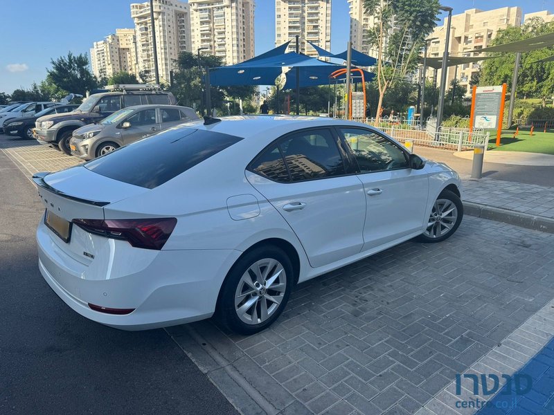 2022' Skoda Octavia סקודה אוקטביה photo #1