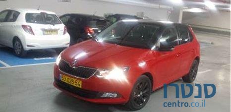 2015' Skoda Fabia סטייל Tsi photo #1