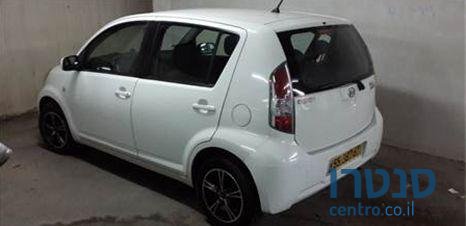 2009' Daihatsu Sirion photo #3