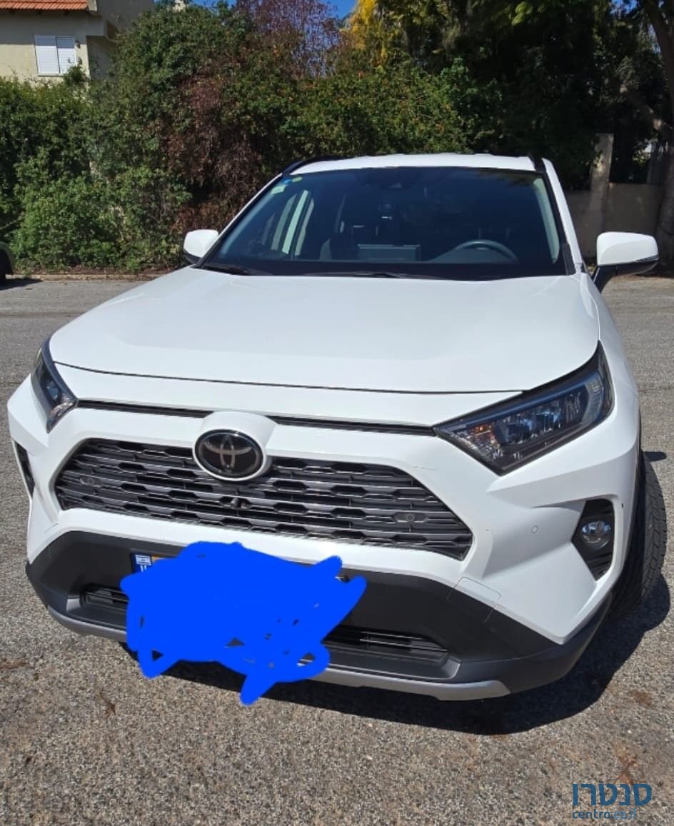 2019' Toyota C-HR טויוטה photo #2