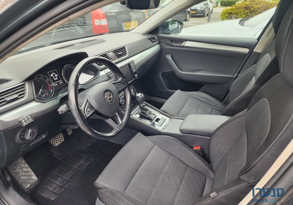 2018' Skoda Superb סקודה סופרב photo #2