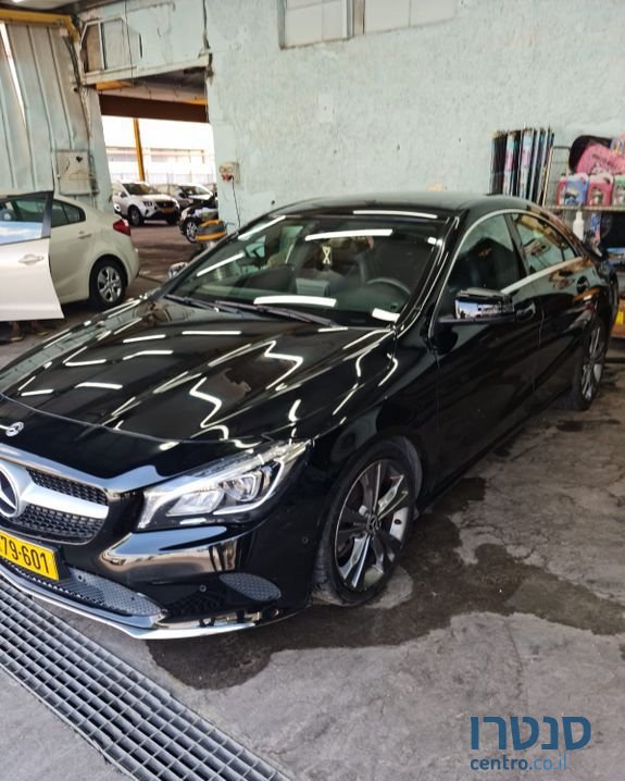 2018' Mercedes-Benz Cla מרצדס photo #3