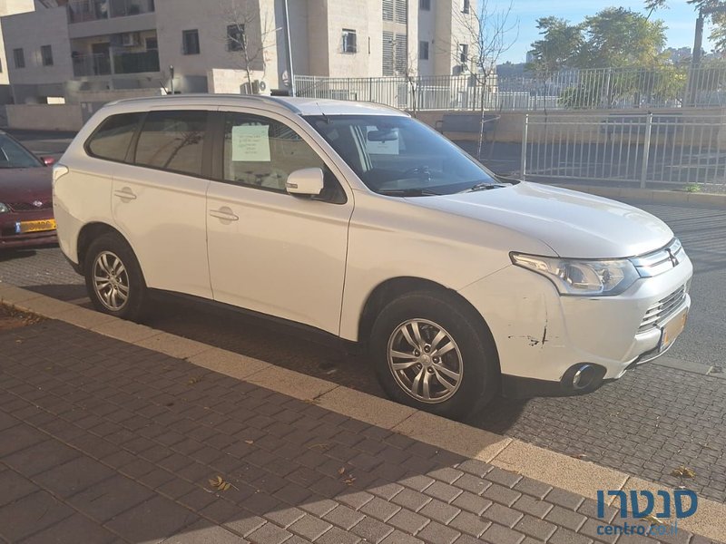 2014' Mitsubishi Outlander מיצובישי אאוטלנדר photo #2