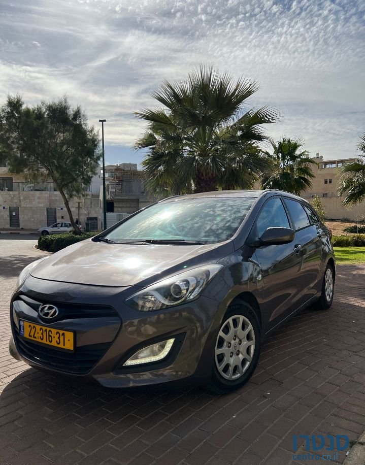 2014' Hyundai I30Cw יונדאי photo #2