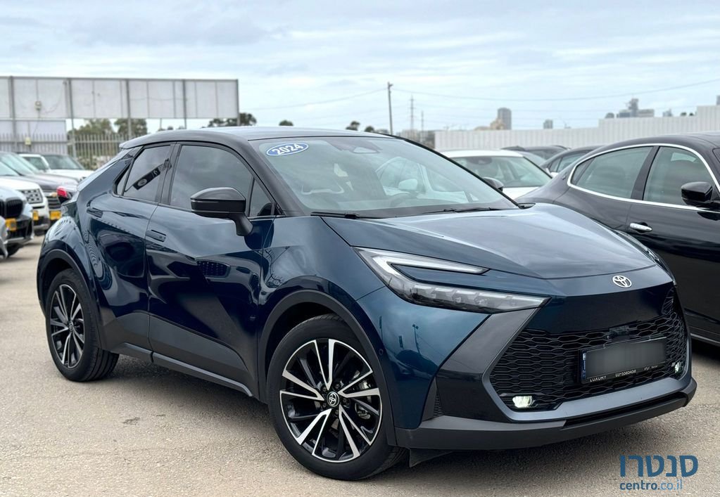 2024' Toyota C-HR טויוטה photo #4