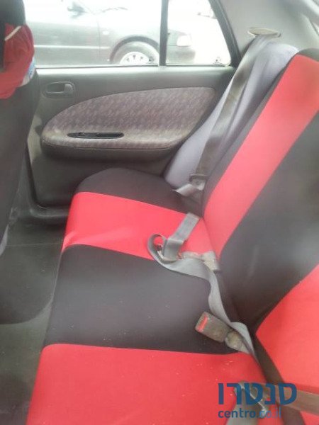 1998' Kia Sephia photo #3