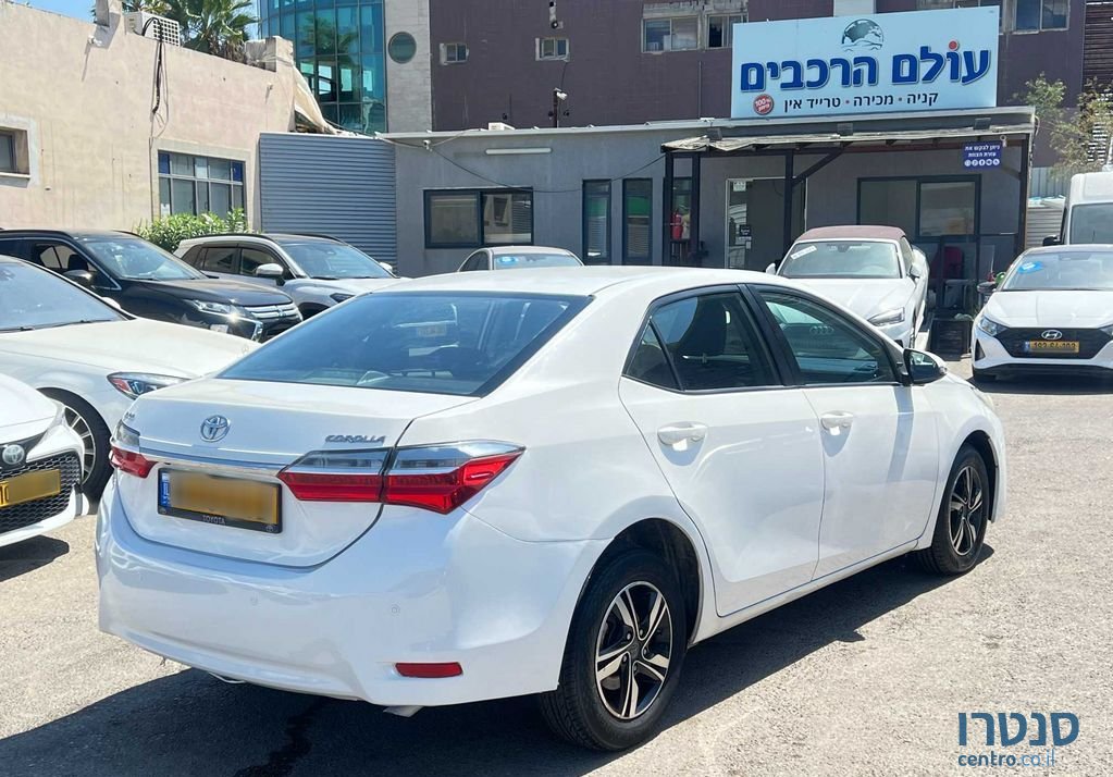 2015' Toyota Corolla טויוטה קורולה photo #5