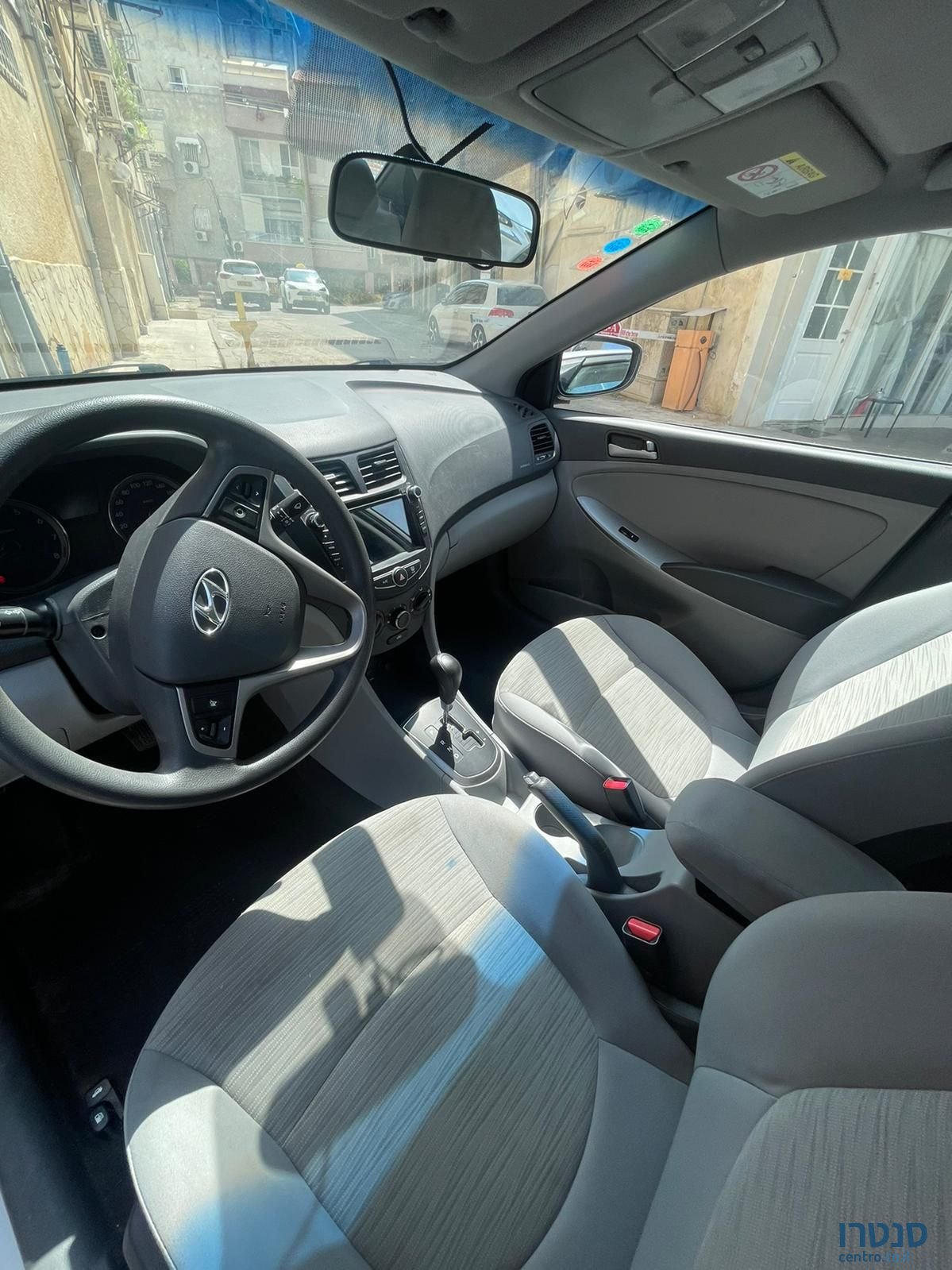 2018' Hyundai i25 יונדאי photo #4