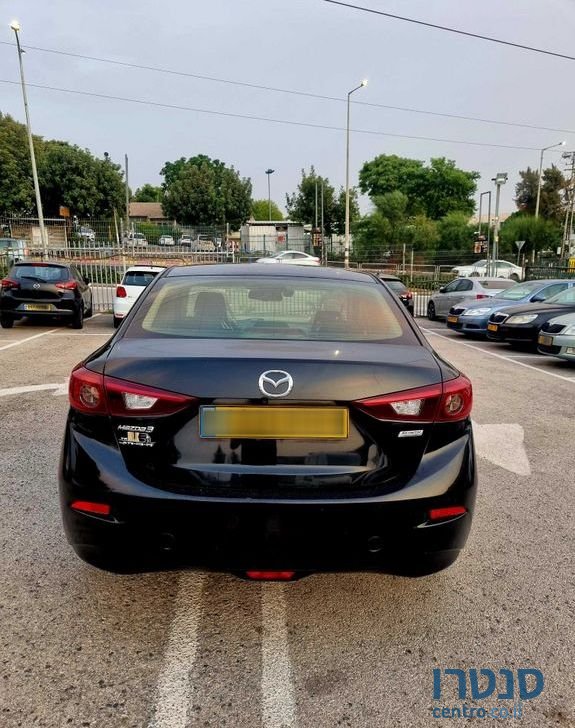 2018' Mazda 3 מאזדה photo #4