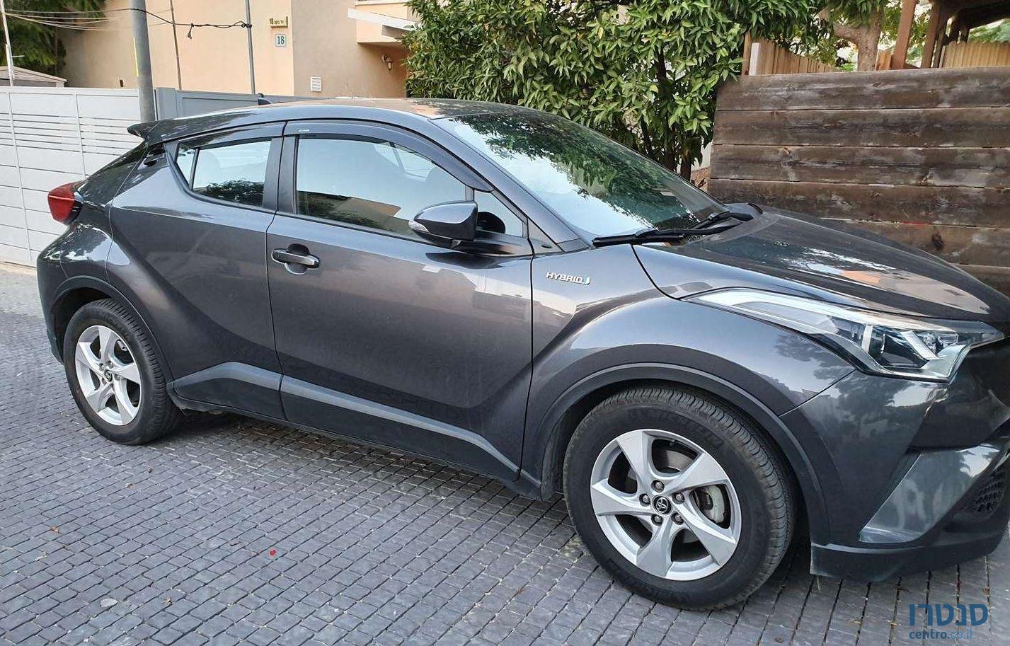 2019' Toyota C-Hr טויוטה photo #2