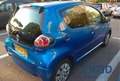 2012' Toyota Aygo טויוטה אייגו photo #1
