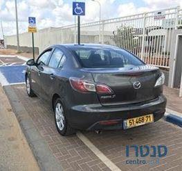 2011' Mazda 3 קומפורט photo #4