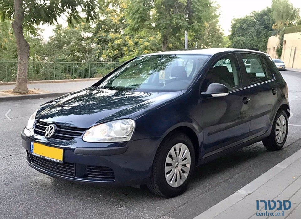 2008' Volkswagen Golf 1.6 photo #3