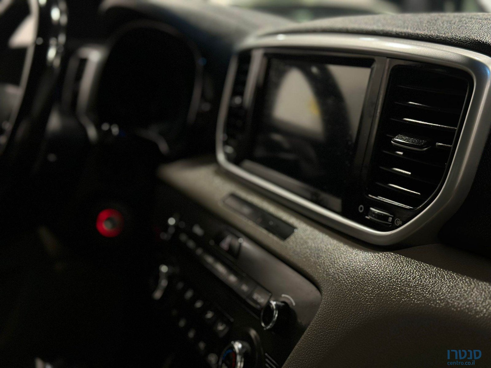 2018' Kia Sportage photo #7