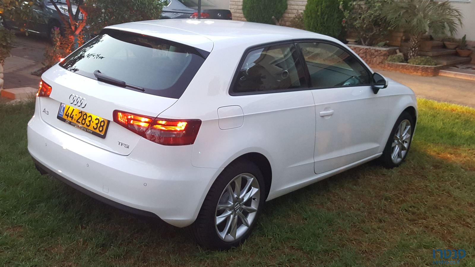 2016' Audi A3 photo #2