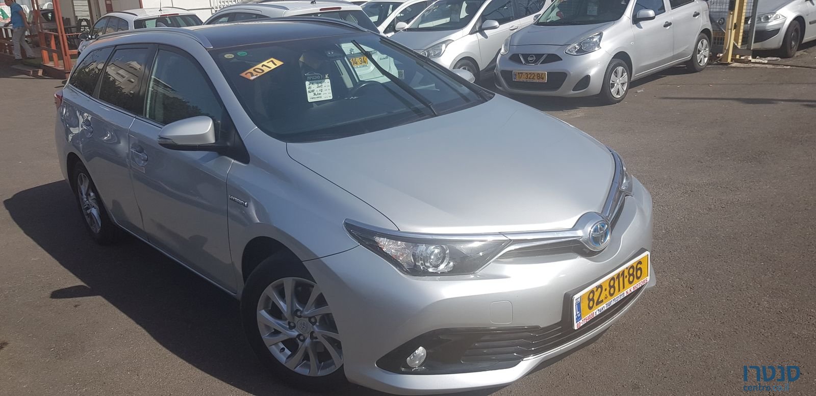 2018' Toyota Auris photo #4