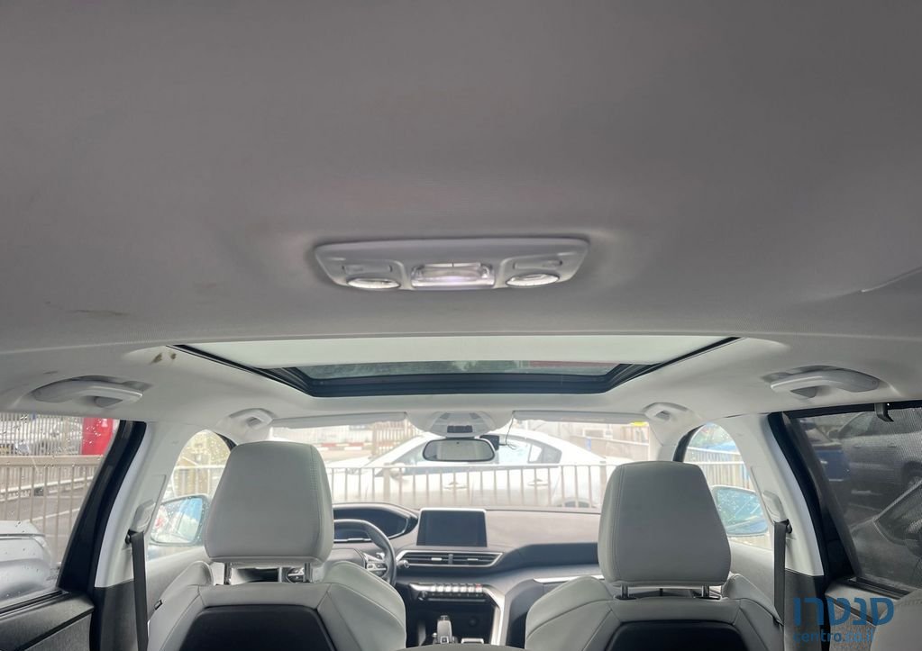 2020' Peugeot 5008 פיג'ו photo #2