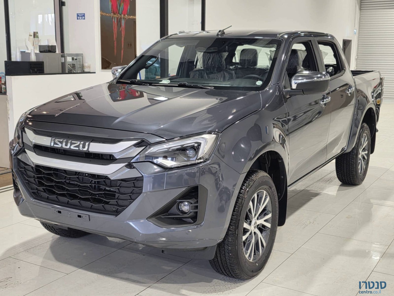 2025' Isuzu D-Max photo #1