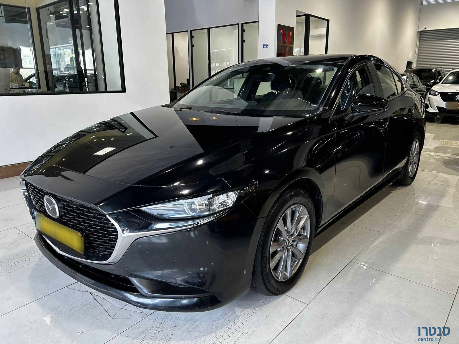 2022' Mazda 3 photo #1