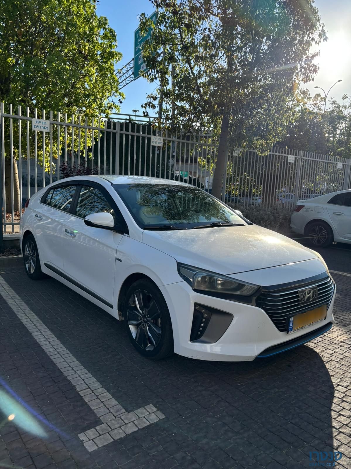 2018' Hyundai Ioniq יונדאי איוניק photo #3